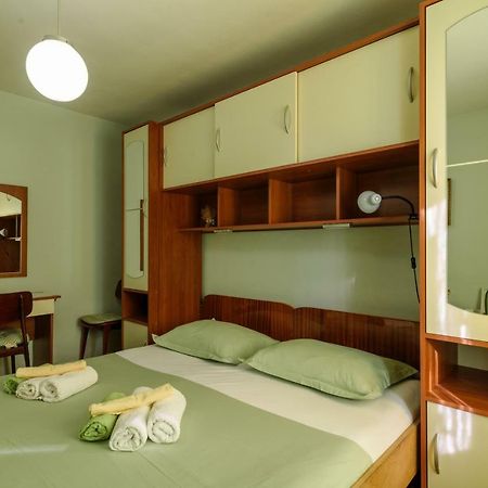Rooms Mirjana - Centre Of Traù Esterno foto